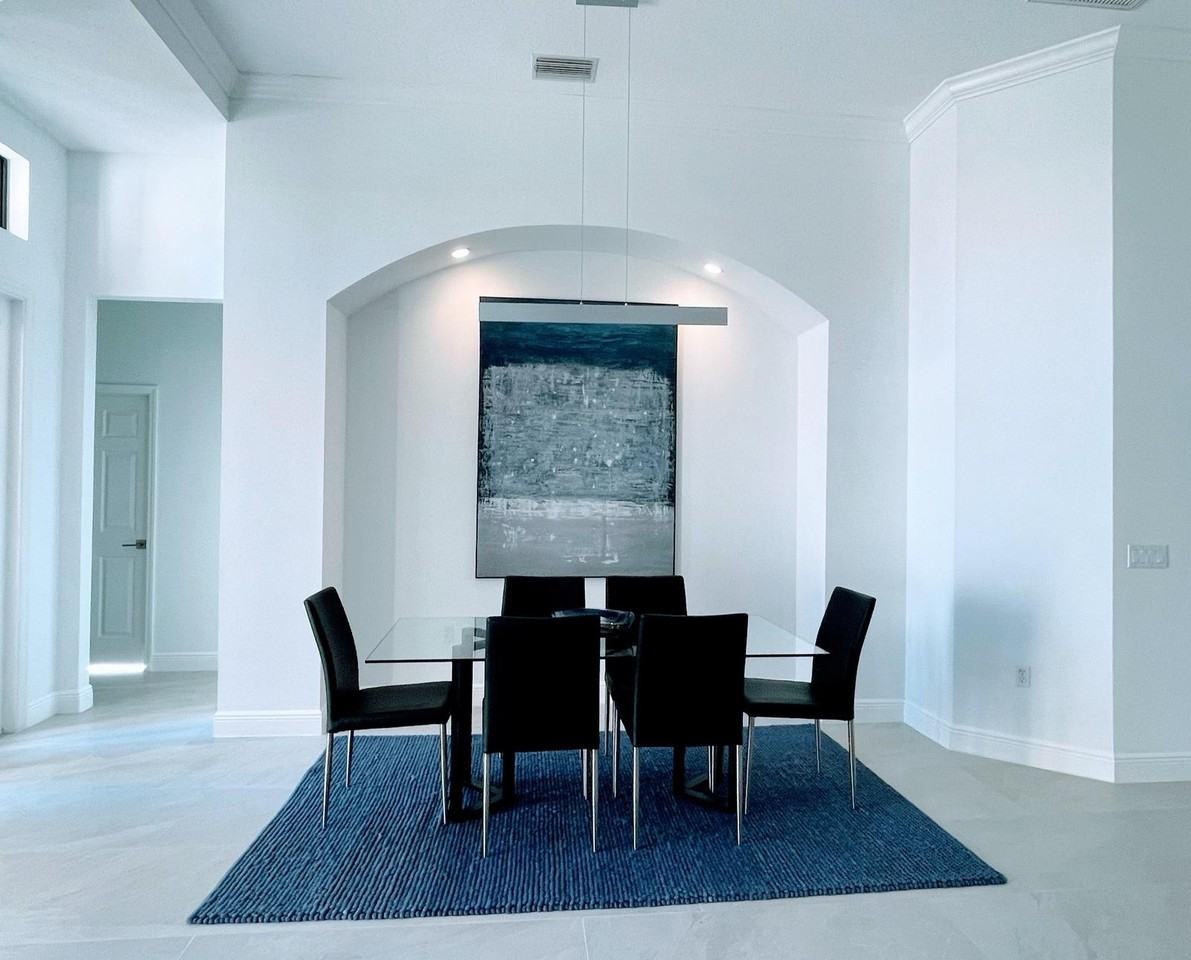 7168 Whitemarsh Cir #NA - Photo 7 of 30