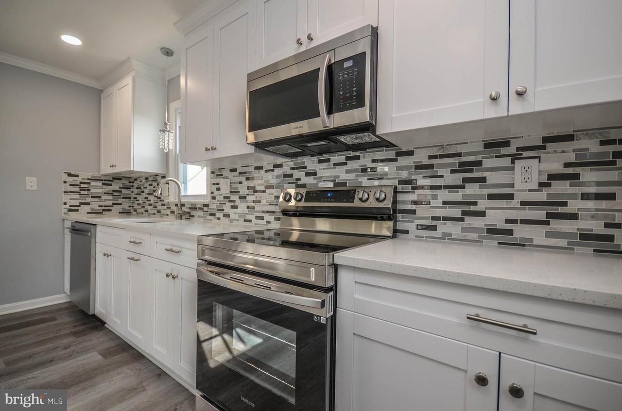 7582 Annapolis Rd #NA - Photo 3 of 13