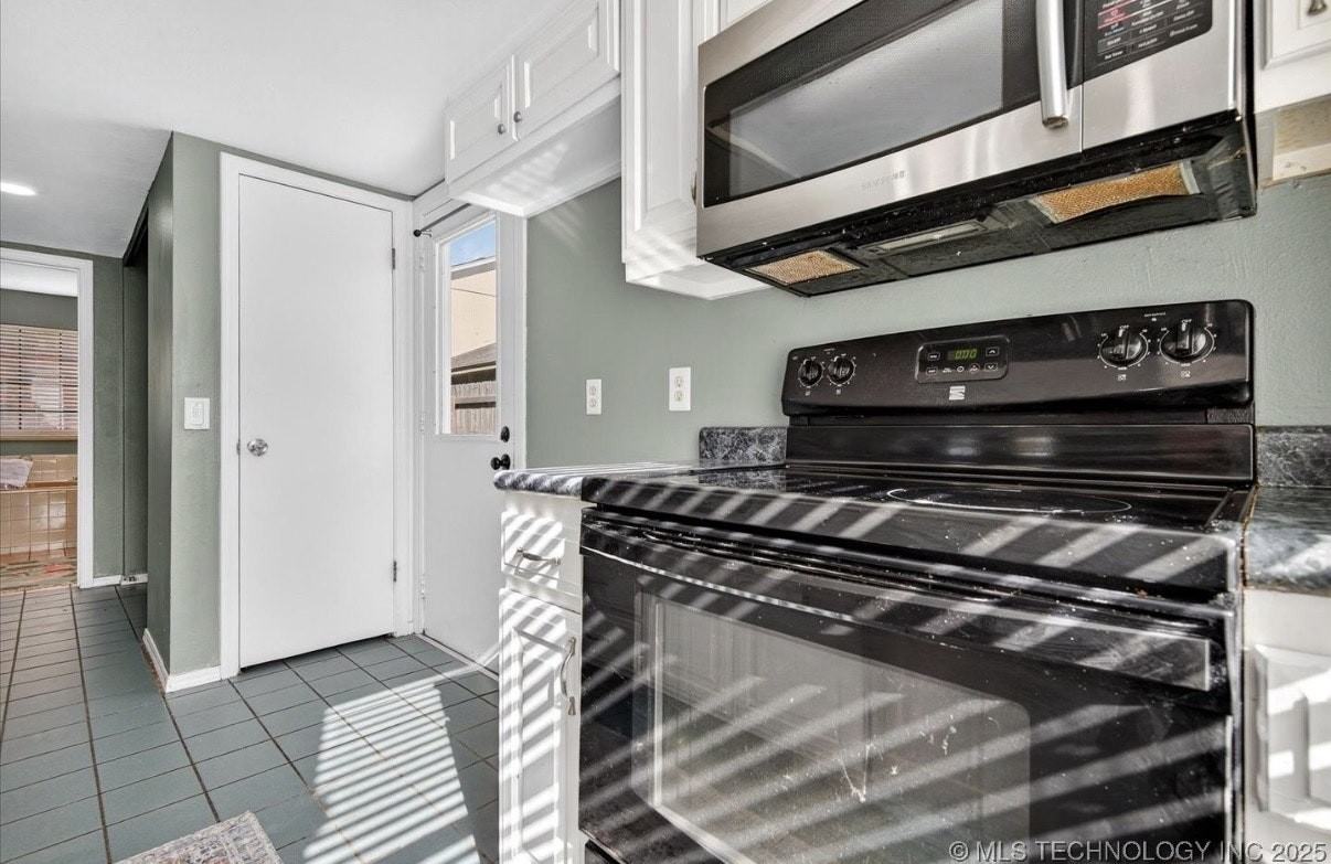 420 North Cummings Avenue - Photo 5 of 22