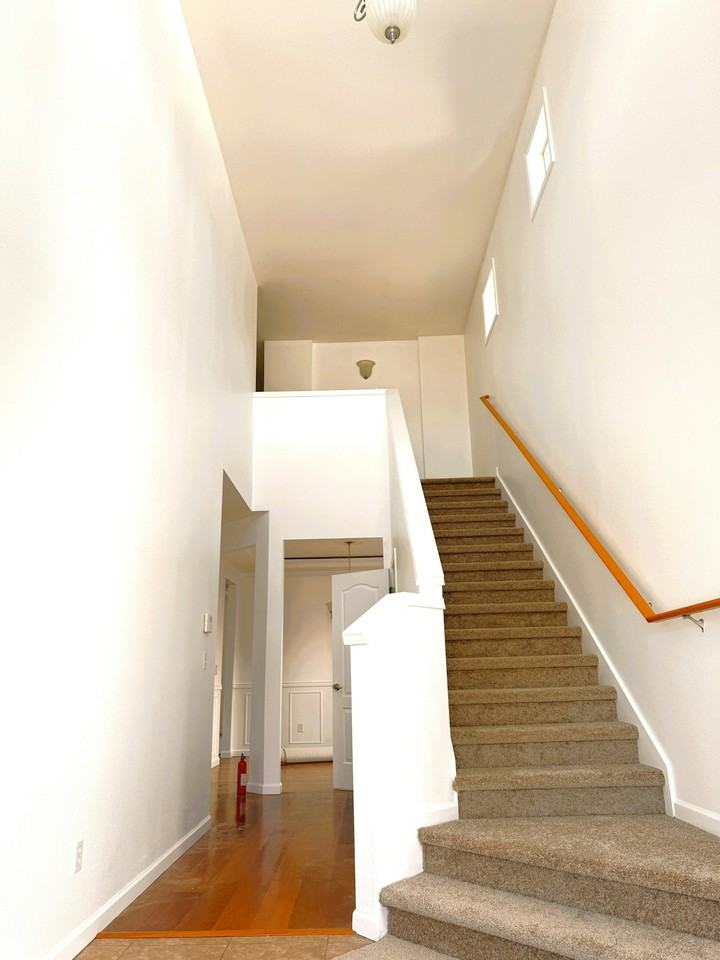 18314 115th Ave E - Photo 4 of 31