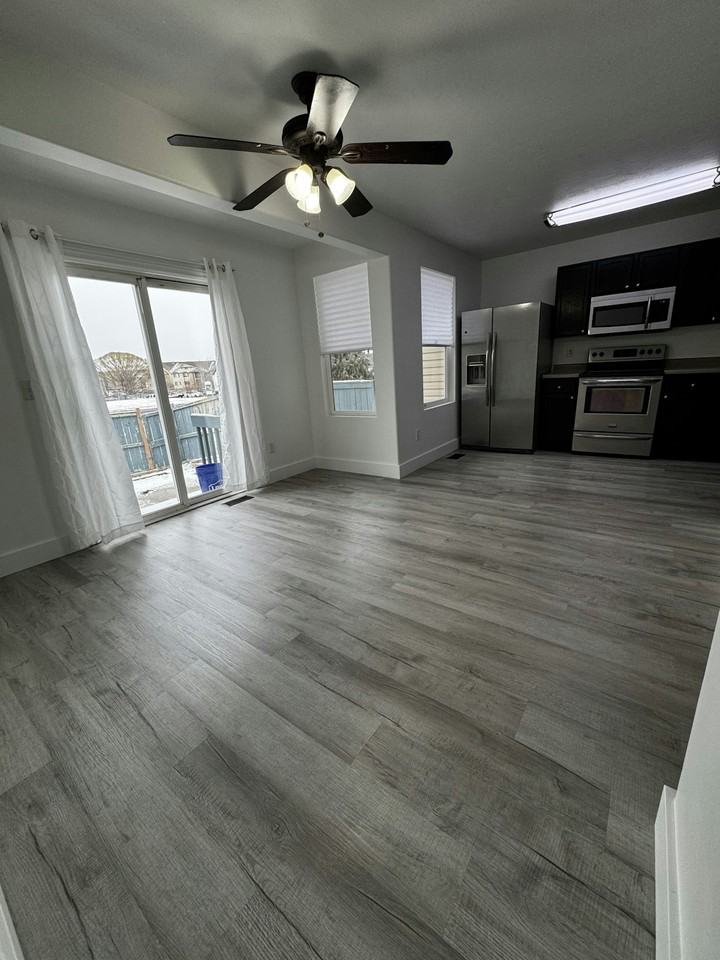 3411 Dundee Drive - Photo 4 of 17