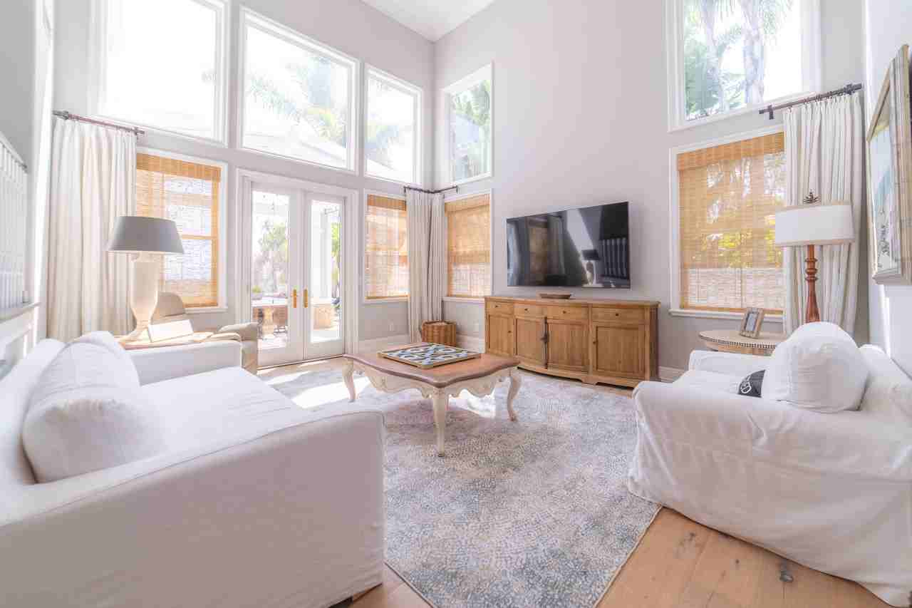 7373 Elegans Pl #1 - Photo 4 of 32