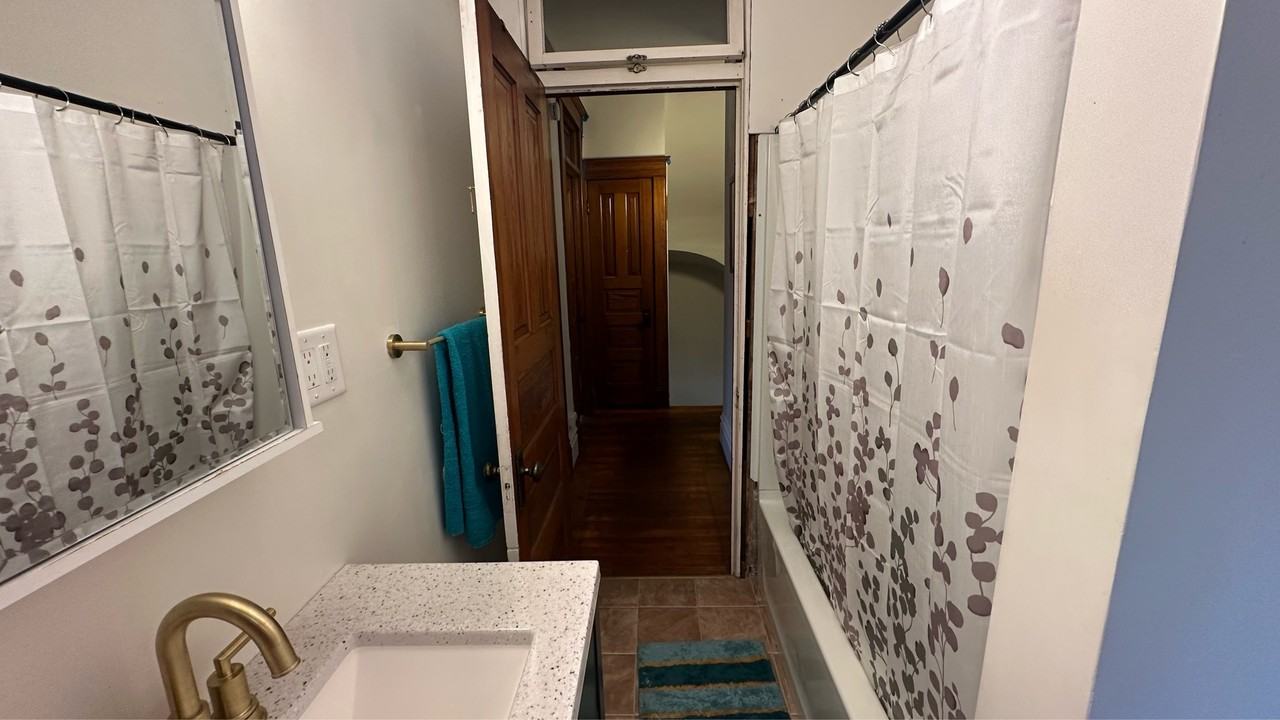 155 E 12th St #1 - Photo 7 of 12