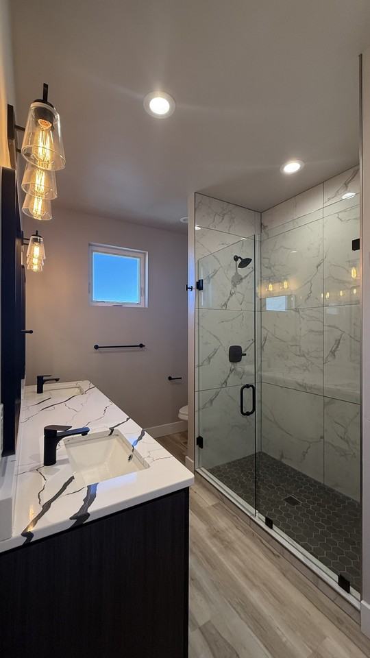 1433 F St #1 - Photo 6 of 11