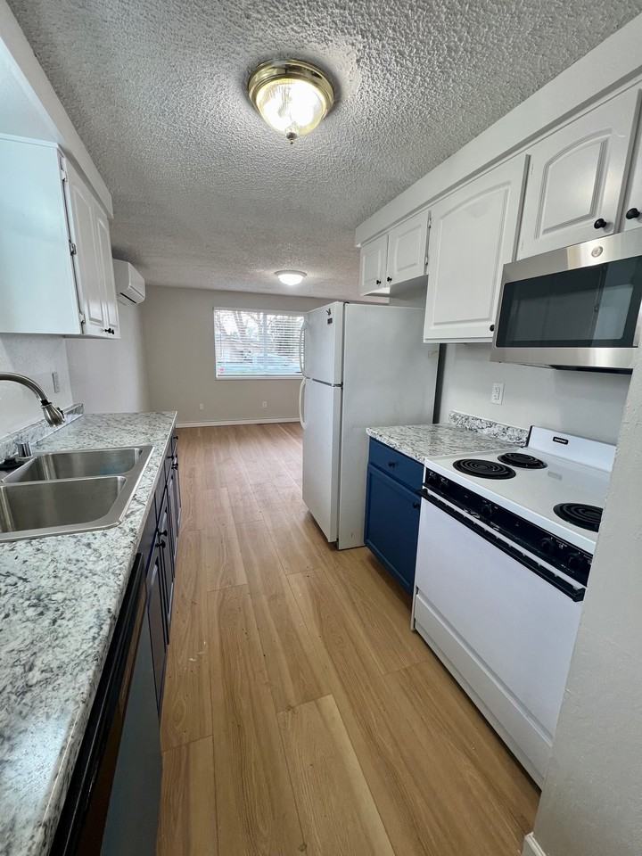 1001 Olympic Ave #1 - Photo 7 of 20