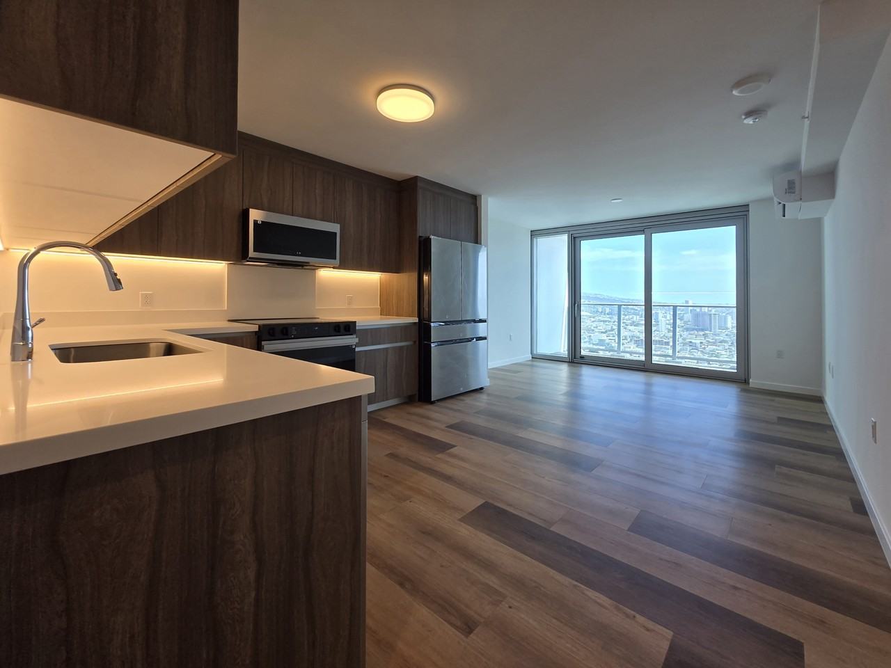 1500 Rycroft St #3705R - Photo 3 of 13