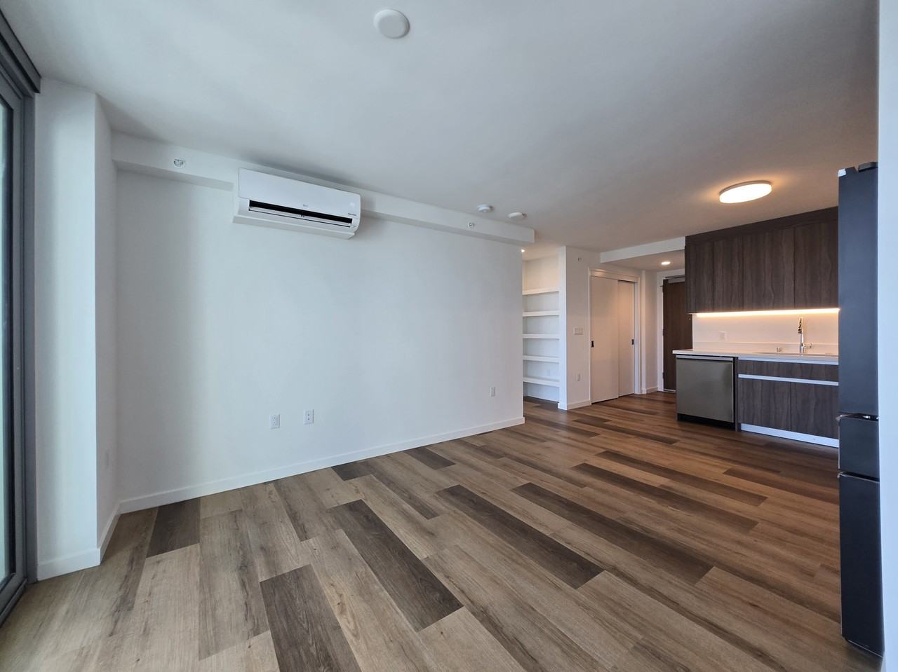 1500 Rycroft St #3705R - Photo 6 of 13