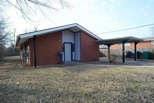 2724 Nw 48th St #1 - Photo 1 of 1