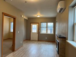 featured image of 1335 Dakota St