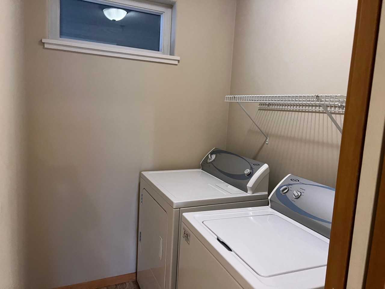 1335 Dakota Street - Photo 4 of 22