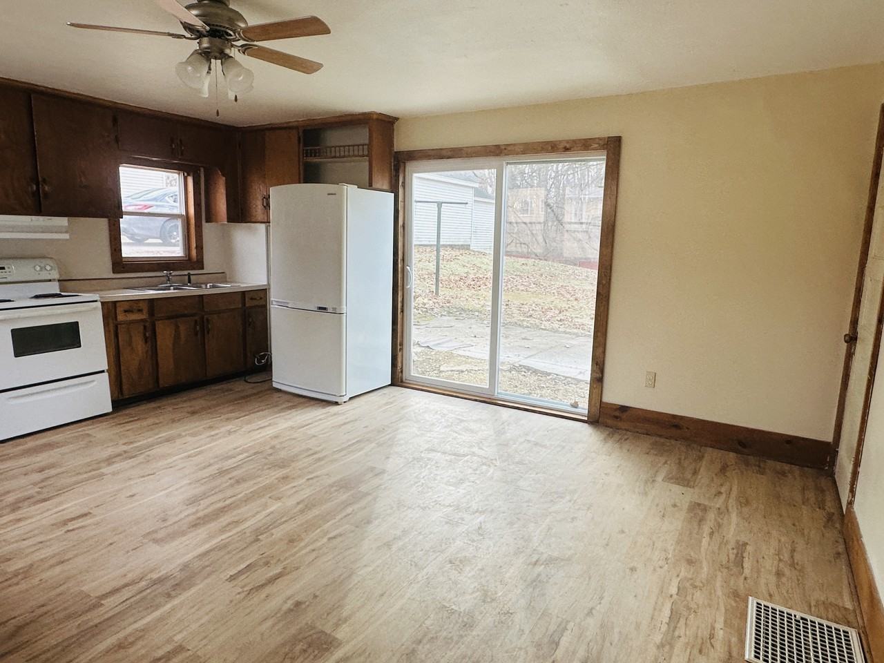 340 Mills St #1 - Photo 3 of 25