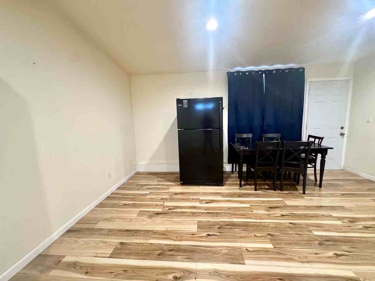 27777 Loyola Ave - Photo 5 of 7