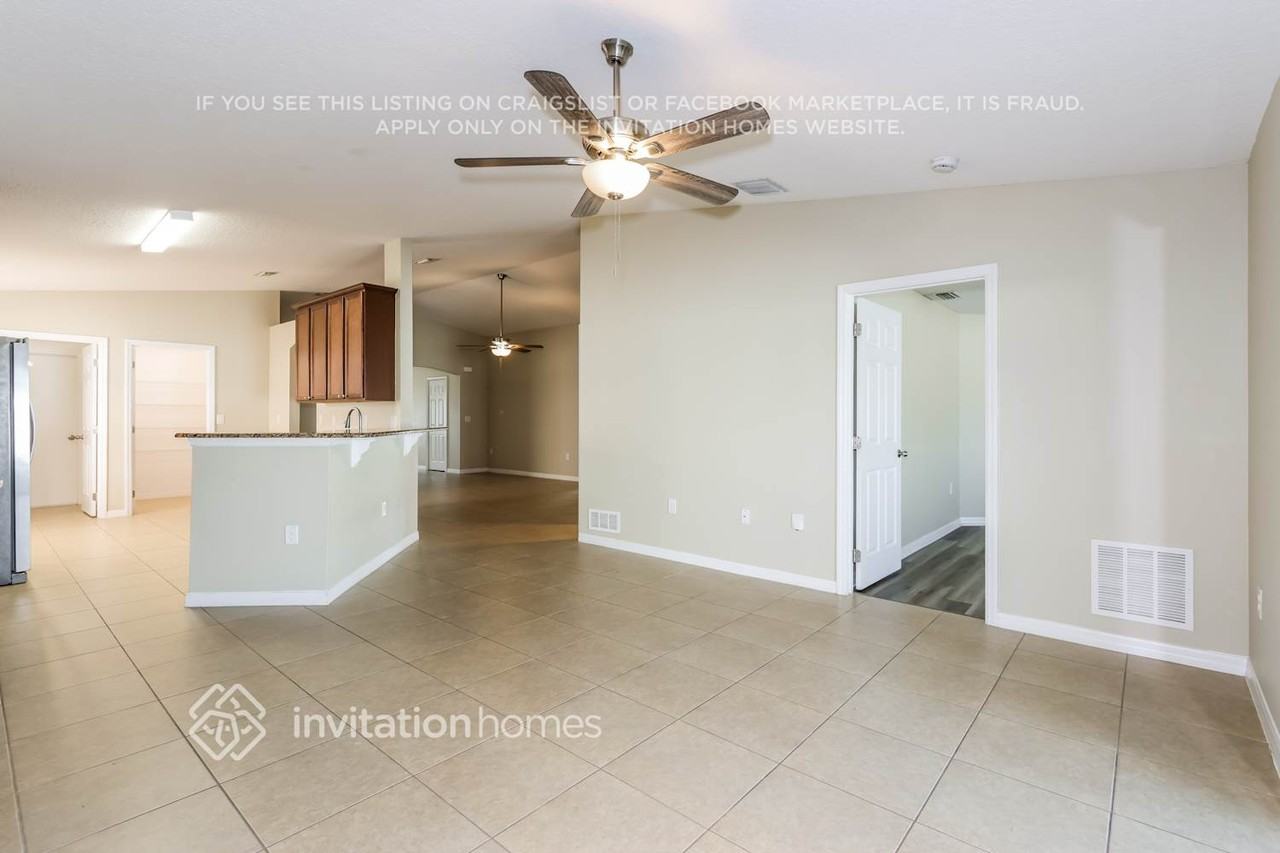 1290 Corbett Ln - Photo 7 of 17