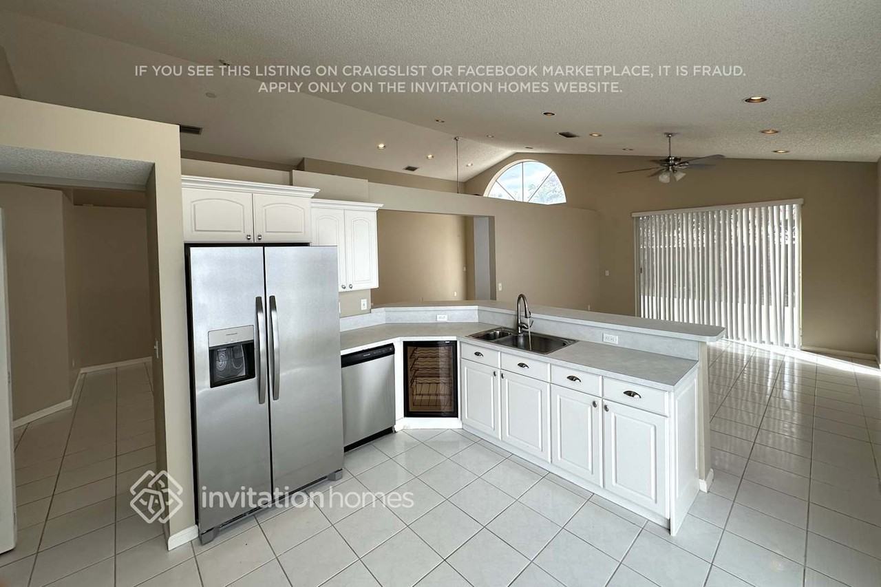 7699 Thornlee Dr - Photo 5 of 13