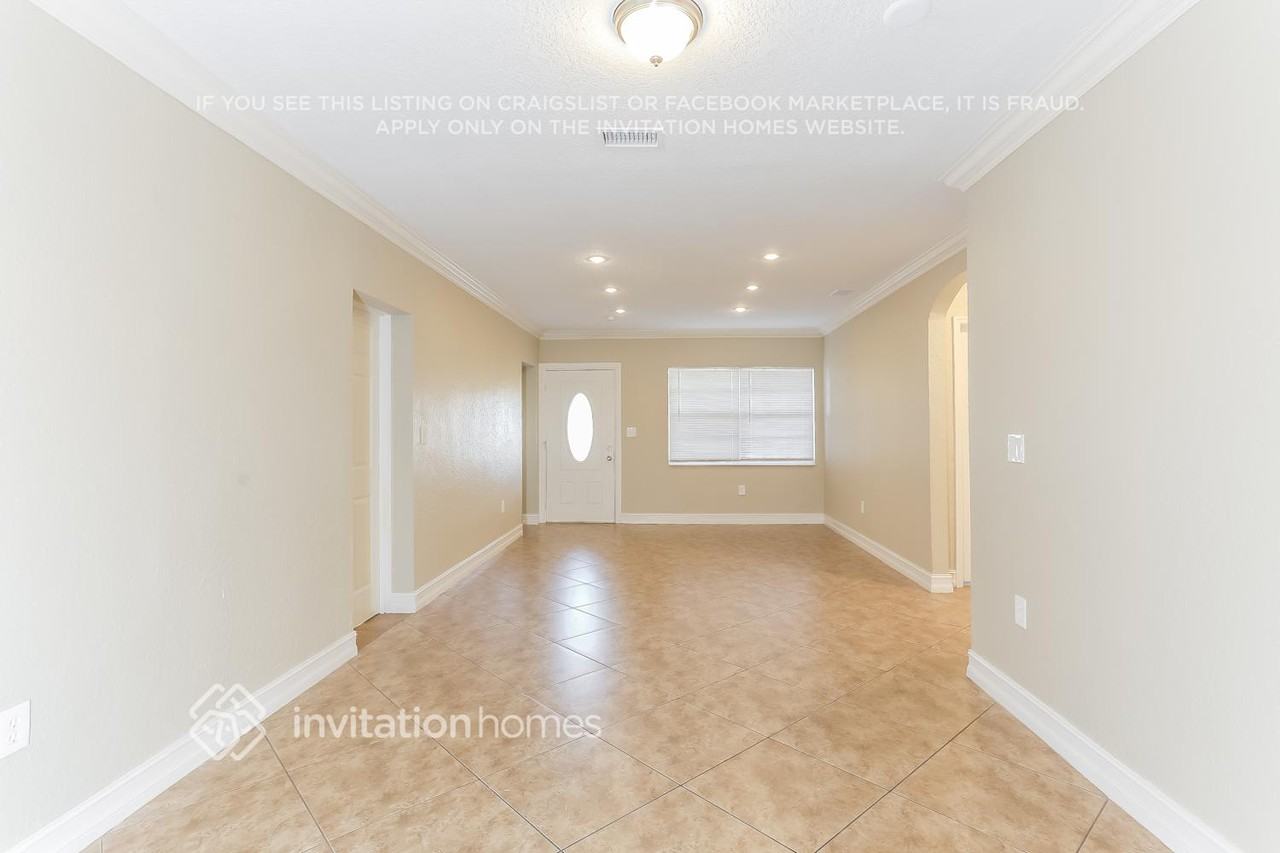 350 E 58th St - Photo 2 of 20