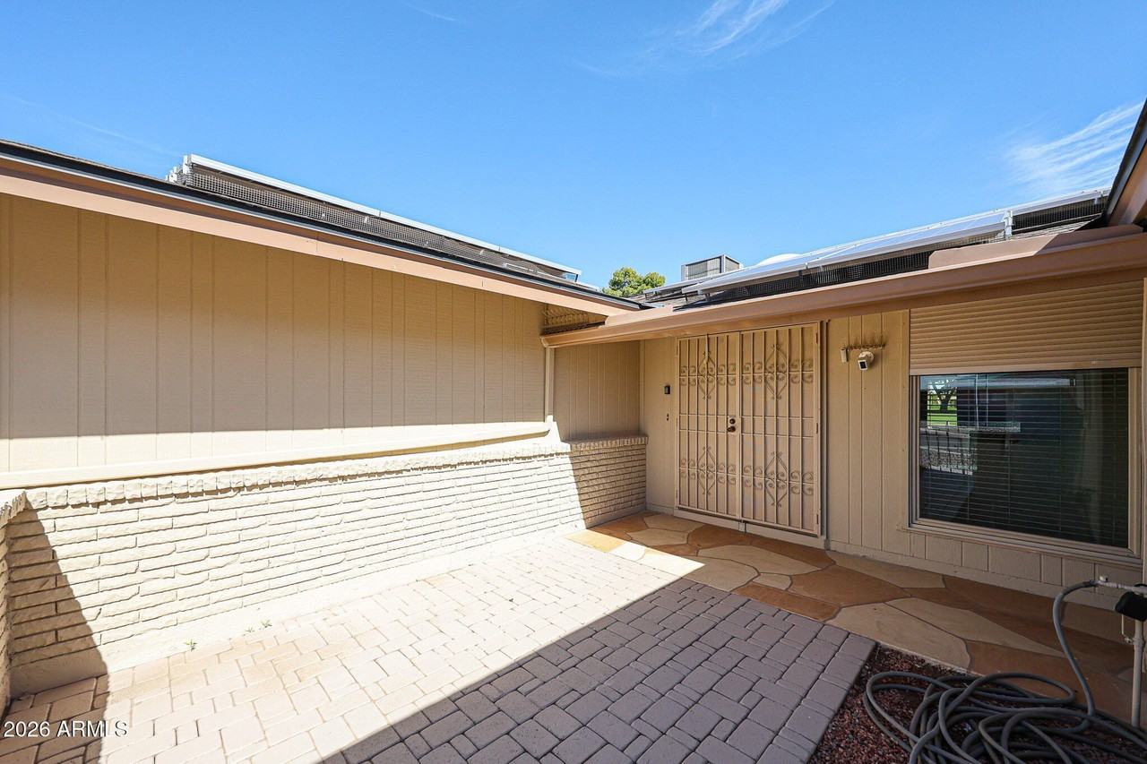 9821 N 110th Ave - Photo 6 of 50