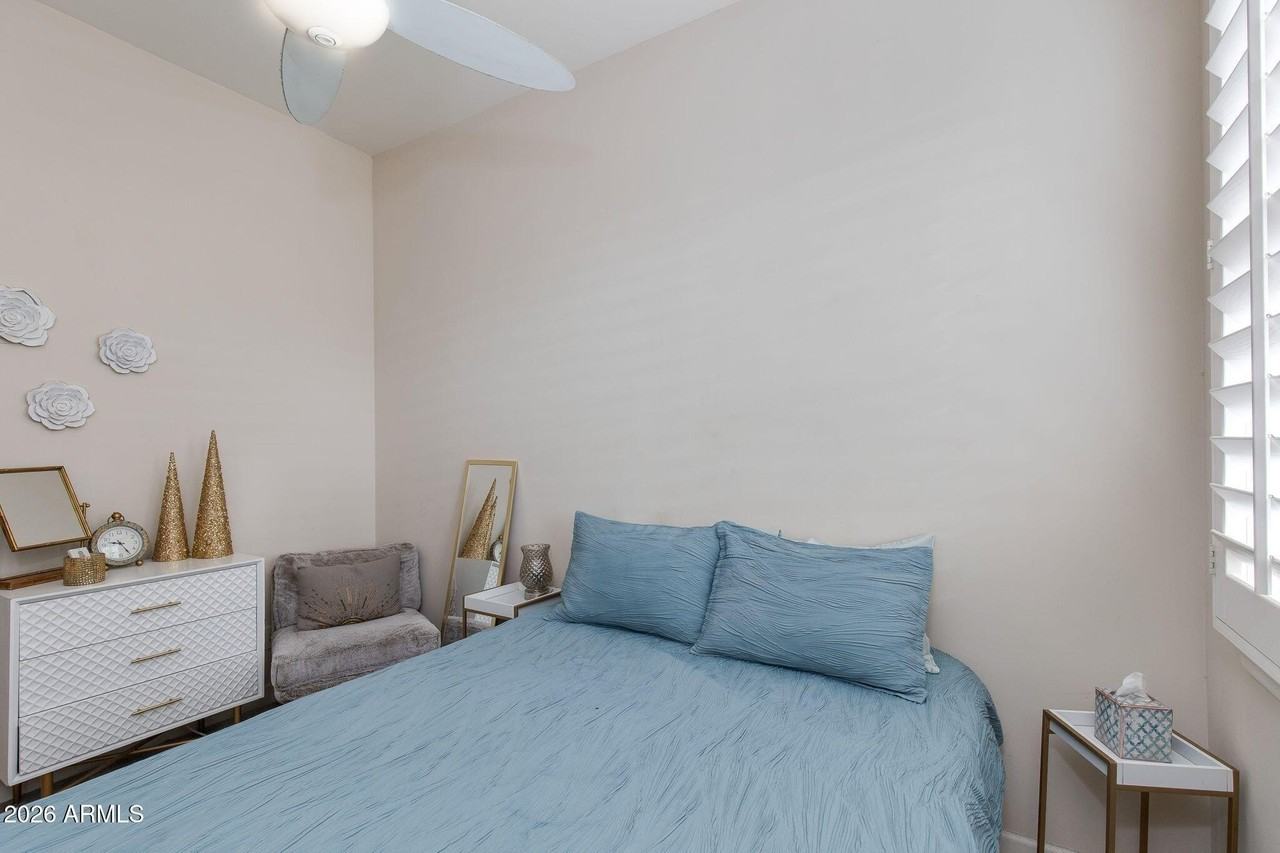 623 S Roosevelt St - Photo 6 of 12