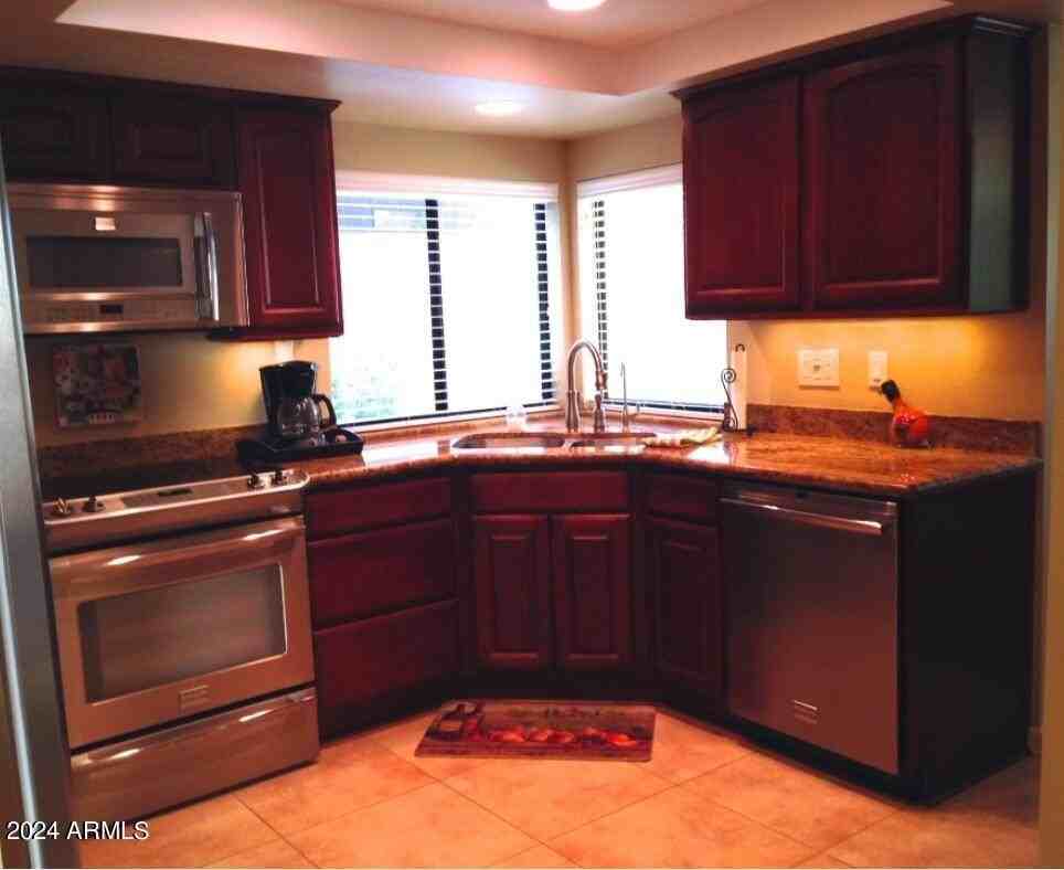 26006 S Foxglenn Dr - Photo 3 of 21