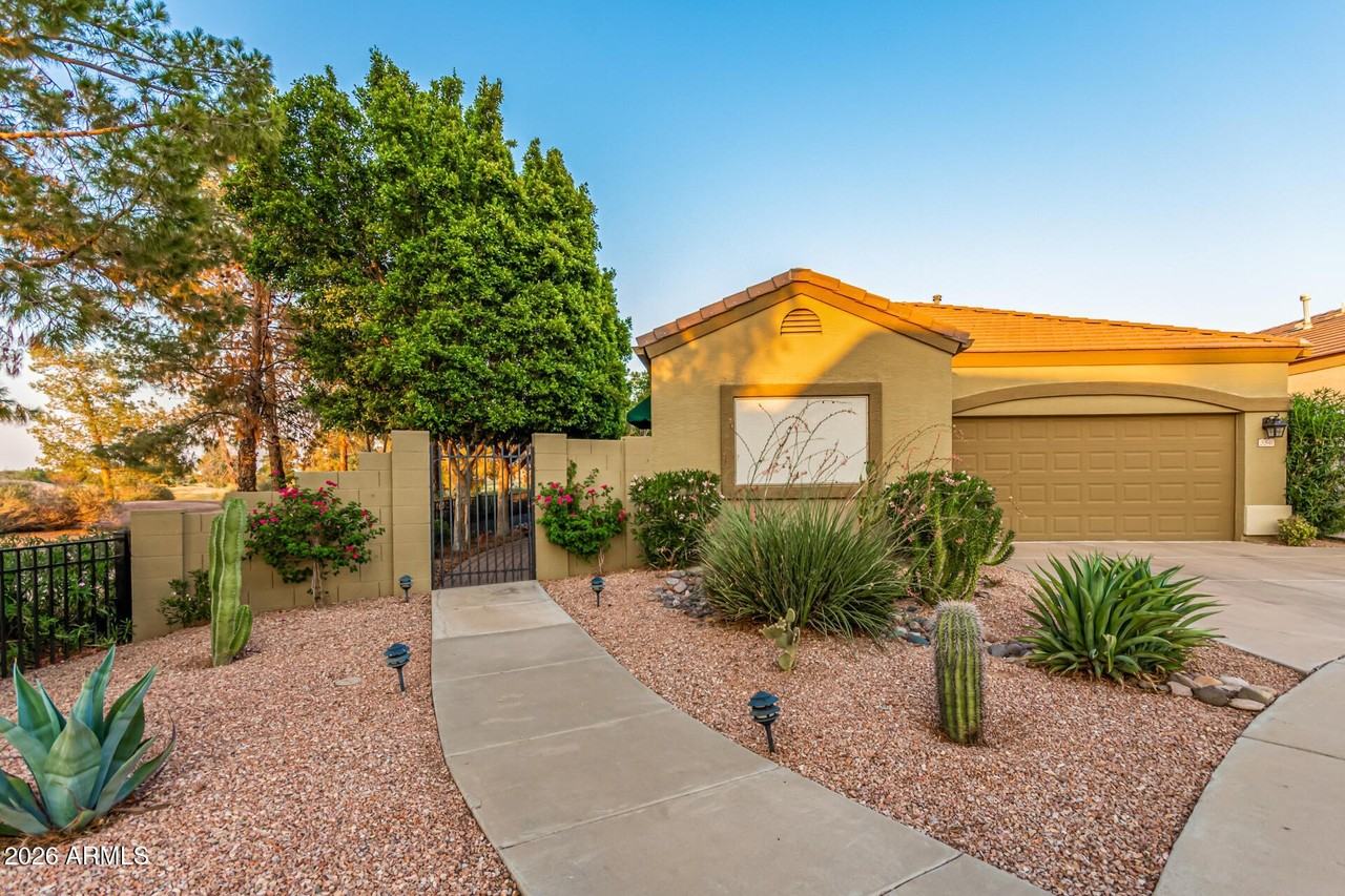 3341 E Fremont Rd - Photo 2 of 40