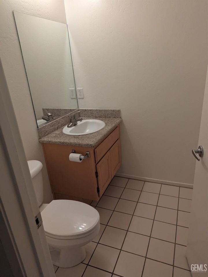 600 Hosking Ave Apt 56 #56 - Photo 3 of 12