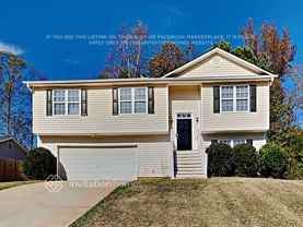 472 Shoal Cir - Photo 1 of 1