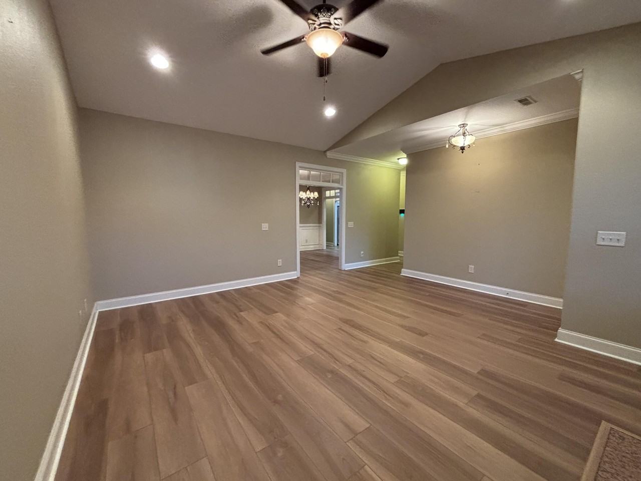 6223 Laramie Cir - Photo 5 of 29