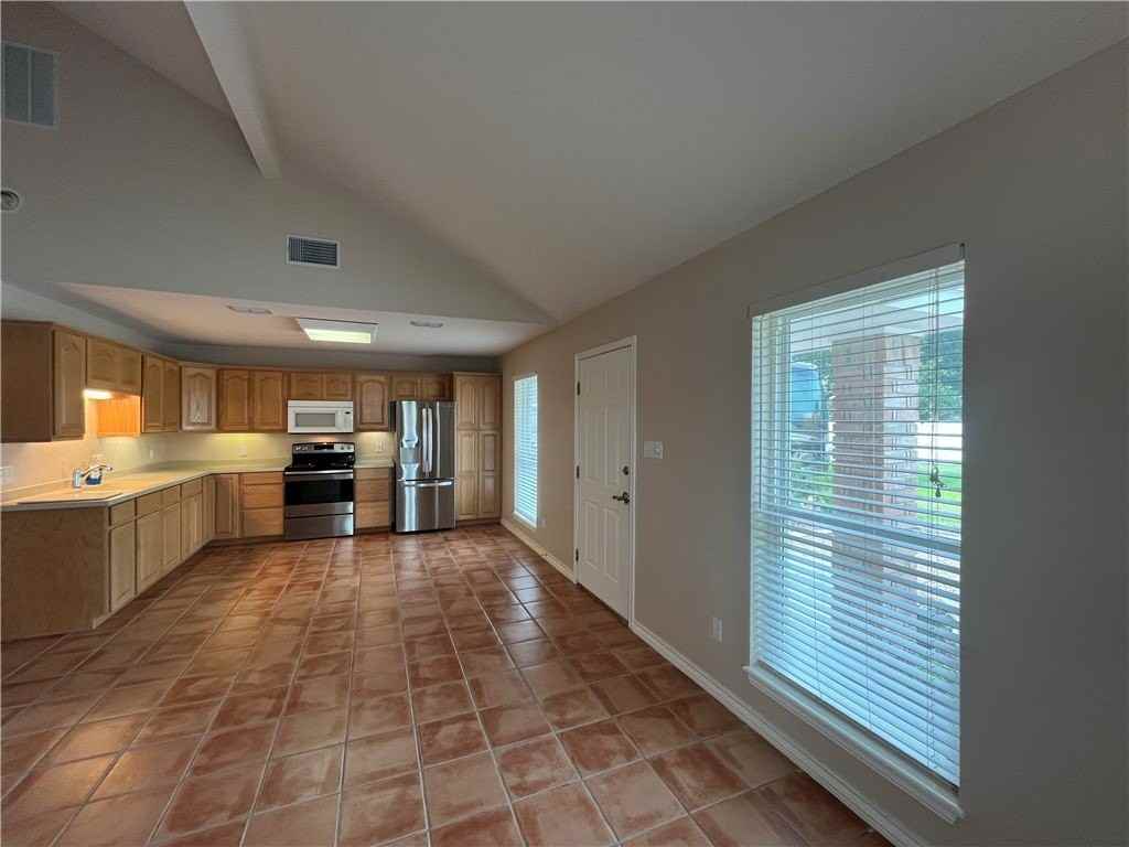 3118 Seafoam Dr Unit 2 #2 - Photo 4 of 12