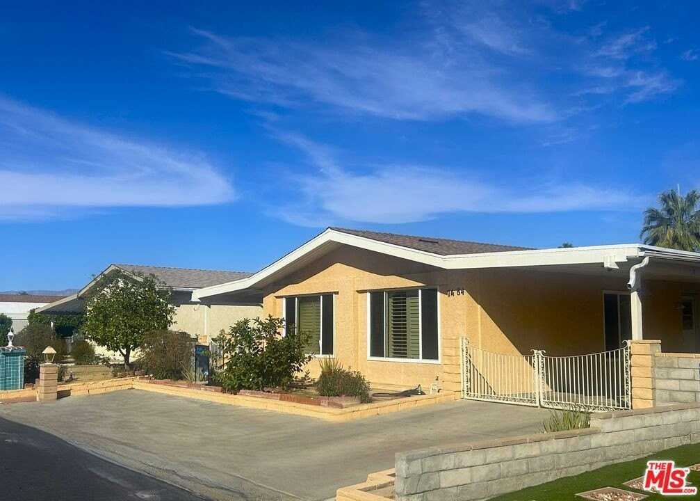 74584 Nevada Cir E - Photo 3 of 29