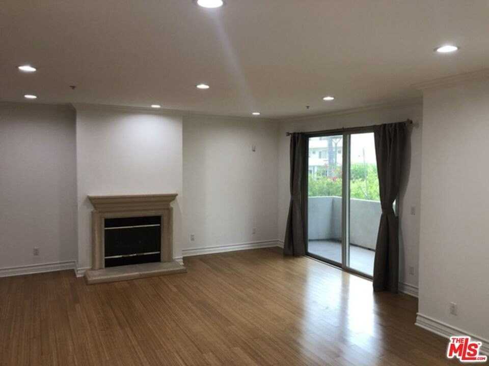 1551 Manning Ave Apt 302 #302 - Photo 2 of 6