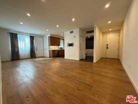 532 W Elk Ave Unit 6 #6 - Photo 1 of 1