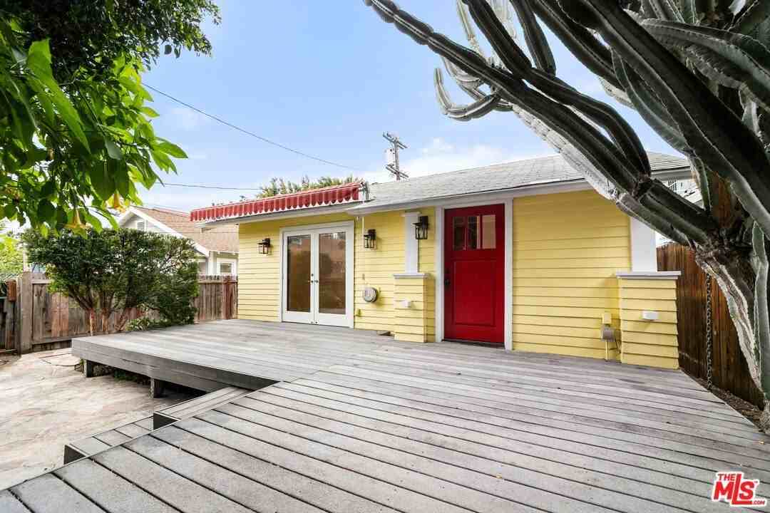 1355 1/2 N Mccadden Pl - Photo 3 of 23