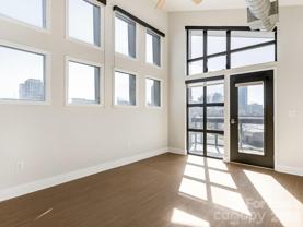 514 W 10th St - Photo 1 of 1