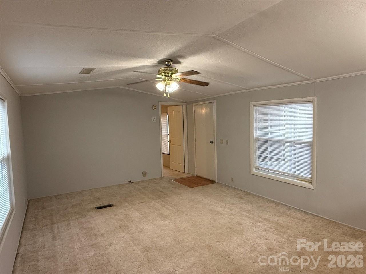 6226 Glenn Teague Rd - Photo 2 of 13