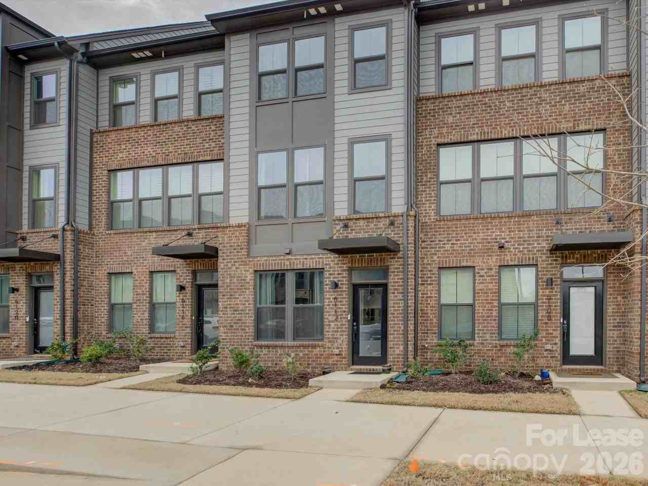 6112 Station Crossing Ave - Photo 2 of 48