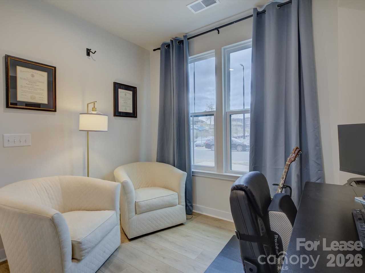 6112 Station Crossing Ave - Photo 7 of 48