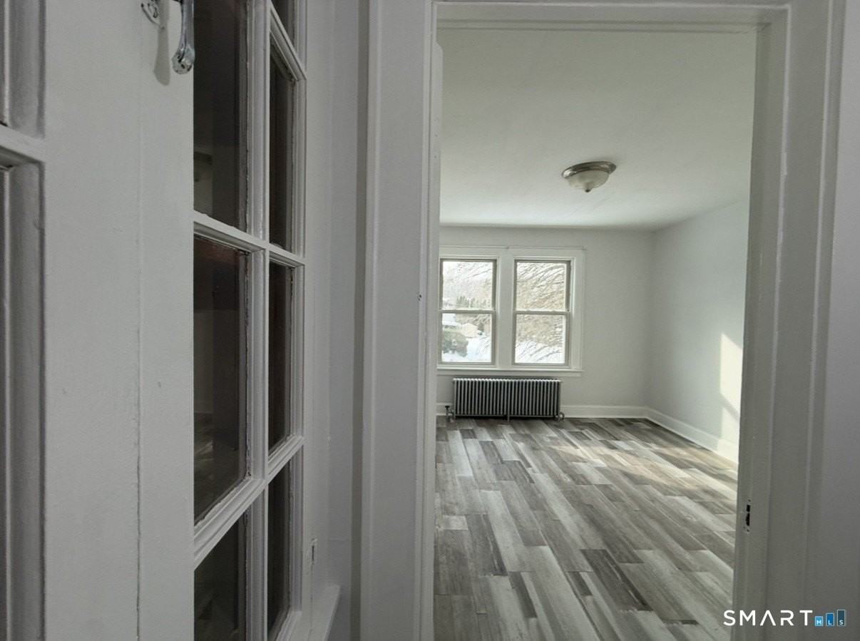 8 Garden St - Photo 5 of 12