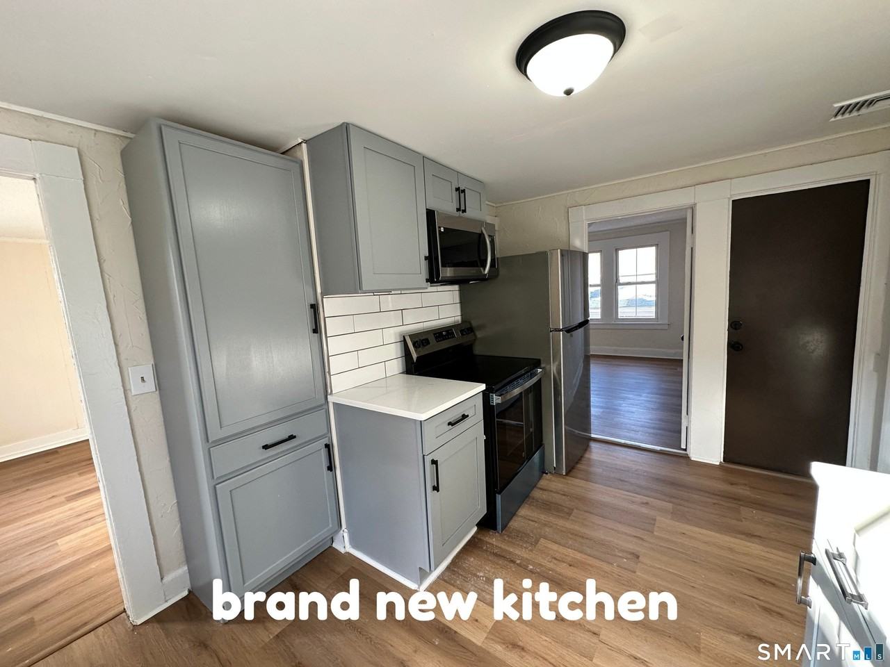 21 Williams St Apt 3rd #3rdFL - Photo 6 of 15