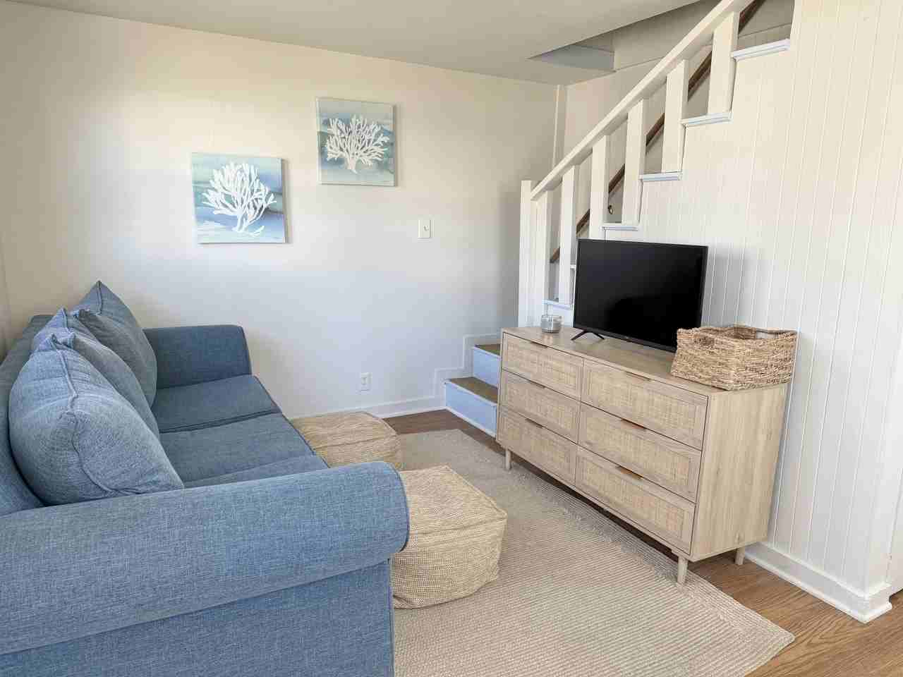 102 Chalker Beach Rd - Photo 6 of 22