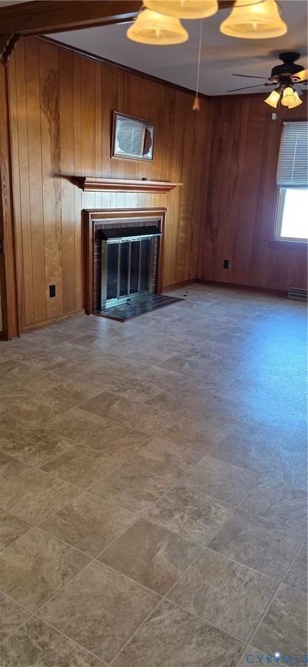 9155 Williamsville Rd - Photo 4 of 10