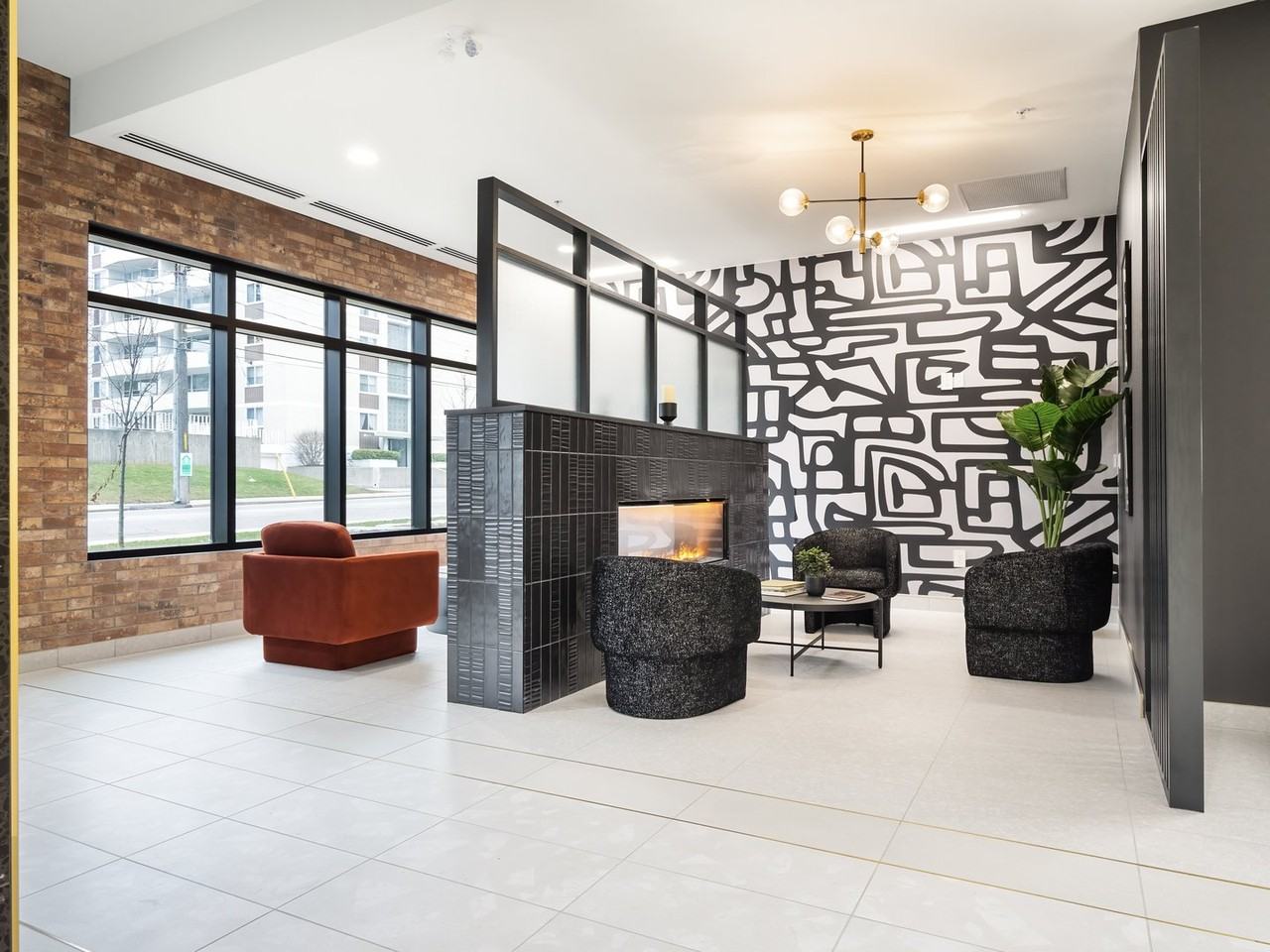 24 Union St E - Photo 7 of 24