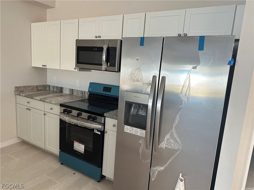 1131 Sw 16th Ter - Photo 7 of 36