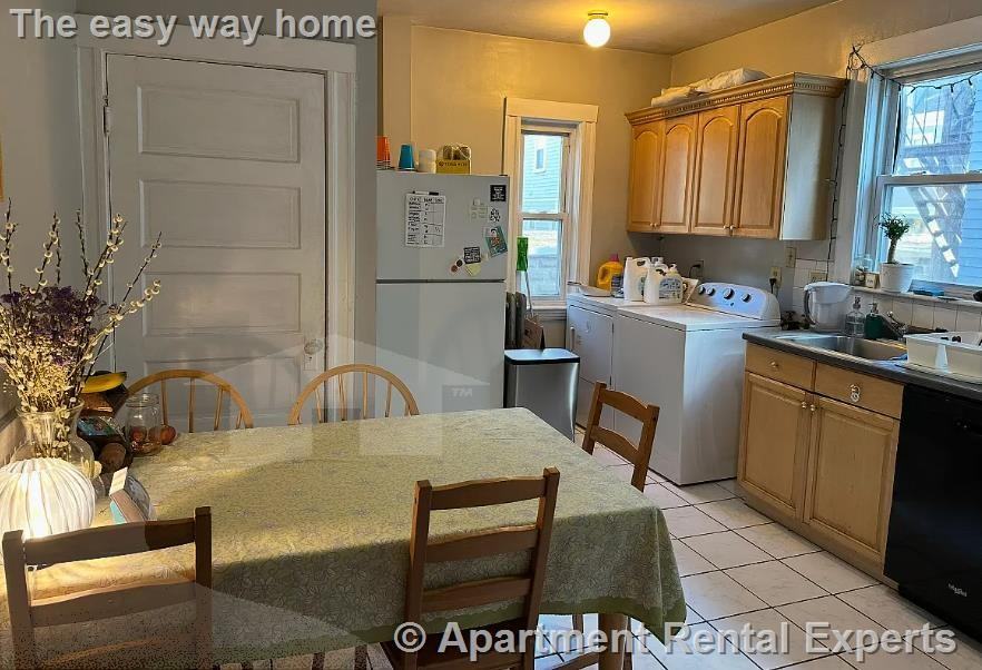 183 College Ave #1 - Photo 7 of 18