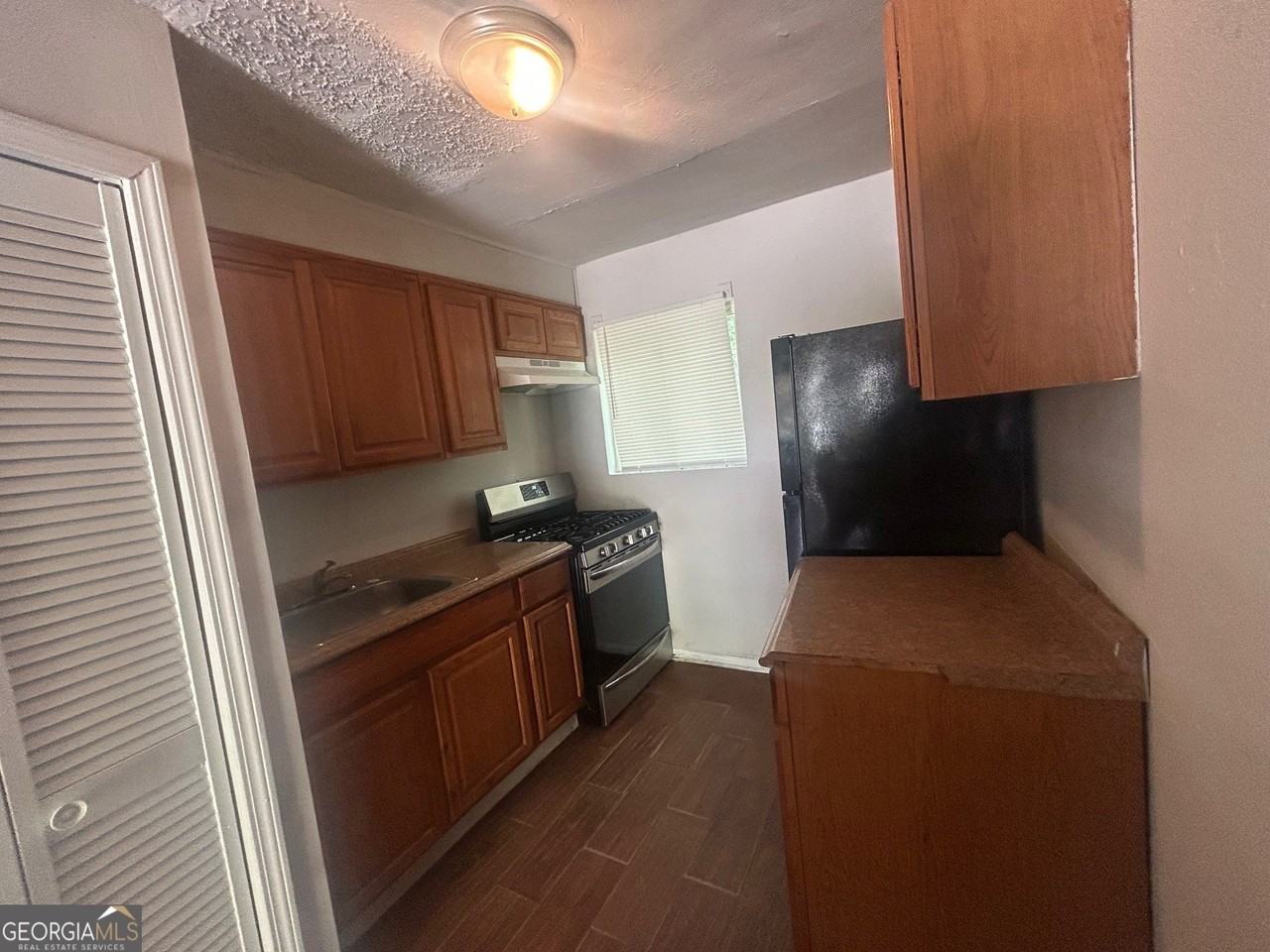 512 Lindsay St Nw Apt 10 #10 - Photo 4 of 16