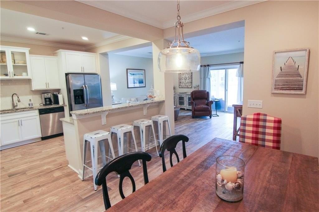 1503 Mariners Cir - Photo 4 of 29