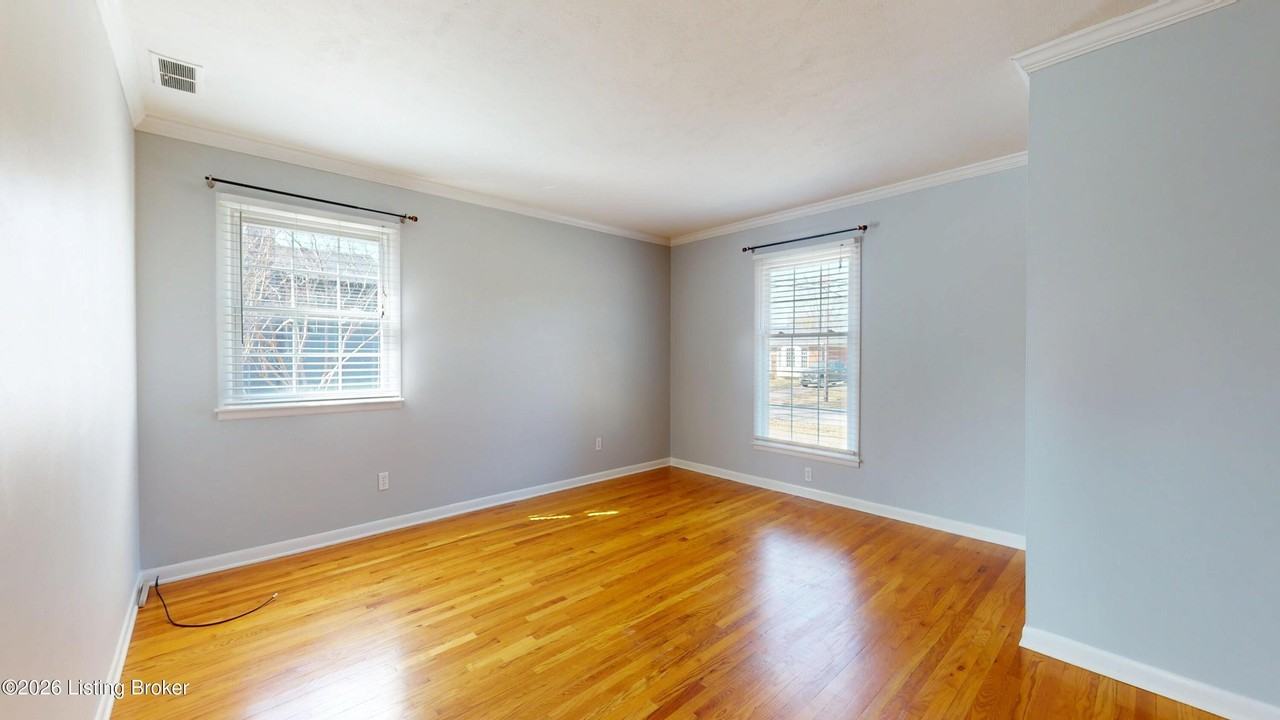 3026 Kaye Lawn Dr - Photo 3 of 36