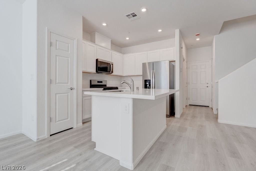 626 Bellus Pl - Photo 7 of 35