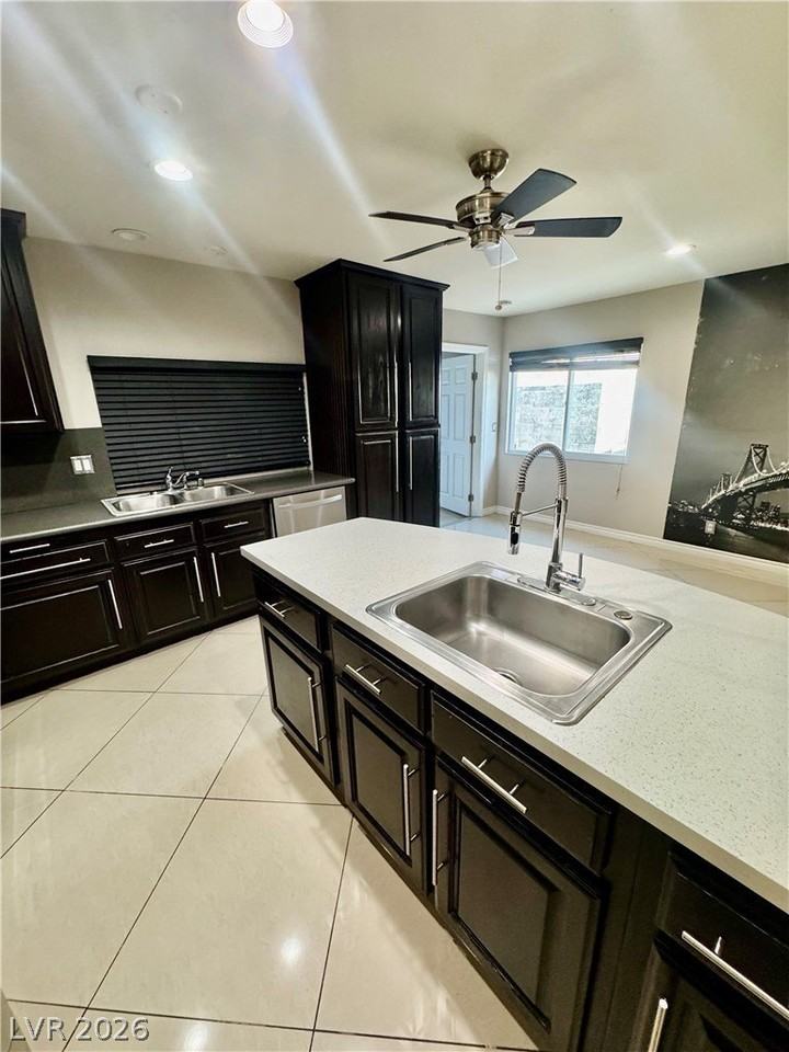 6966 Pleasant View Ave - Photo 4 of 17