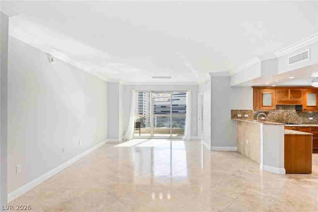 2777 Paradise Rd #901 - Photo 5 of 30