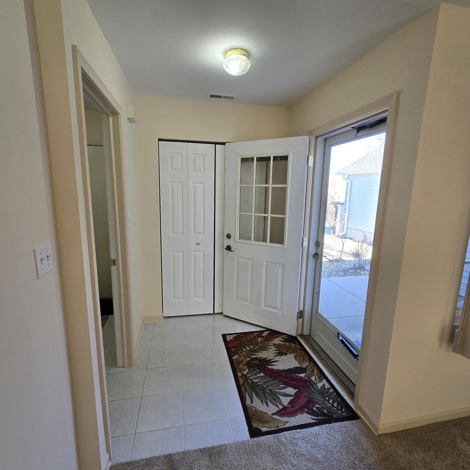 5721 Gull Dr - Photo 6 of 17