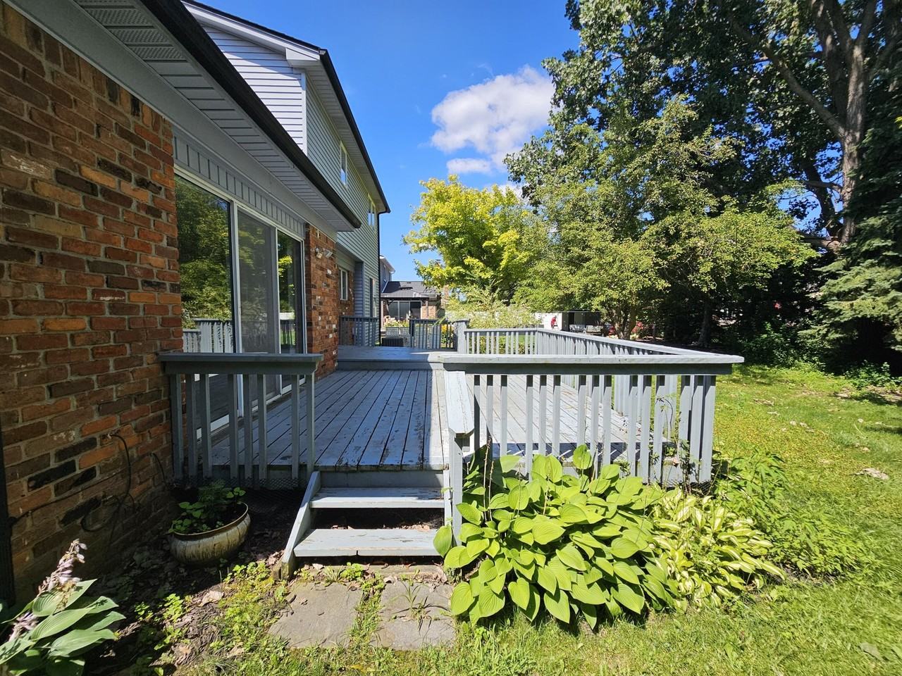 44180 Richmond Ct - Photo 4 of 18